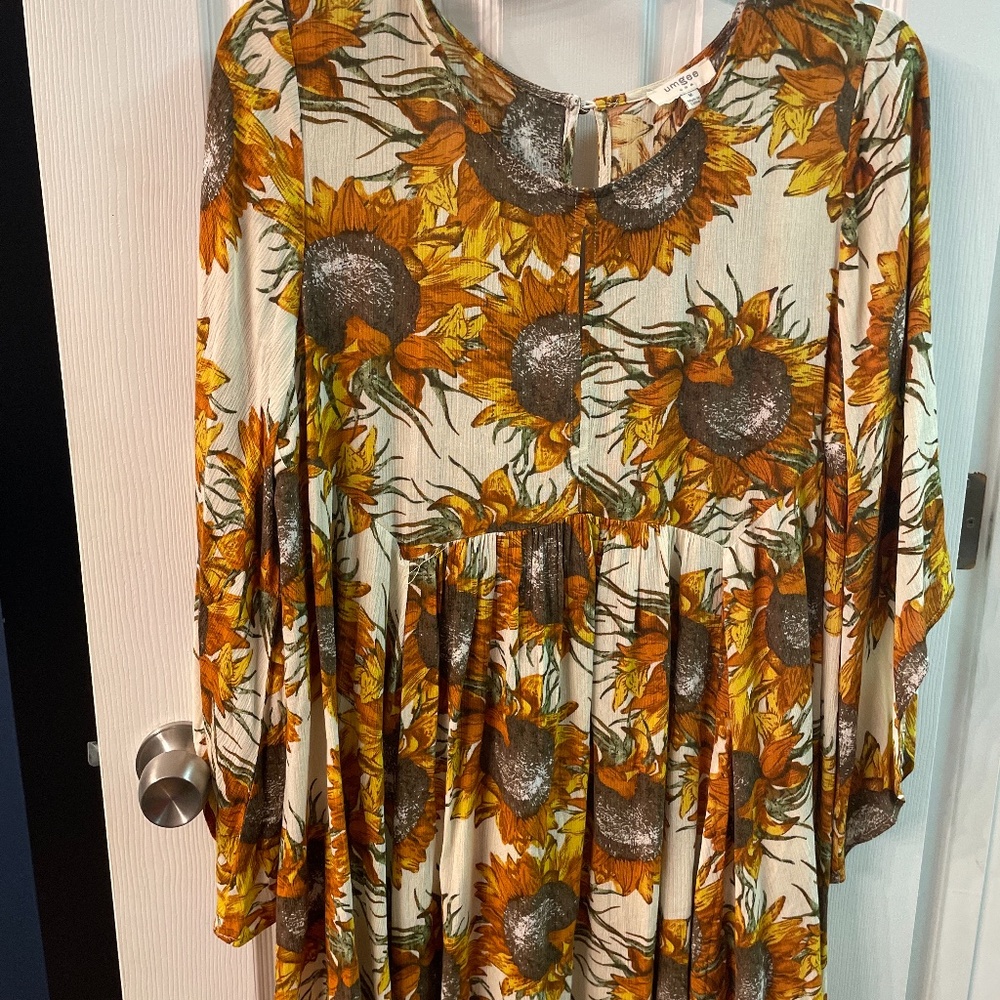 Umgee Van Gogh Sunflower Flowy Mini-Dress (boutique purchase)